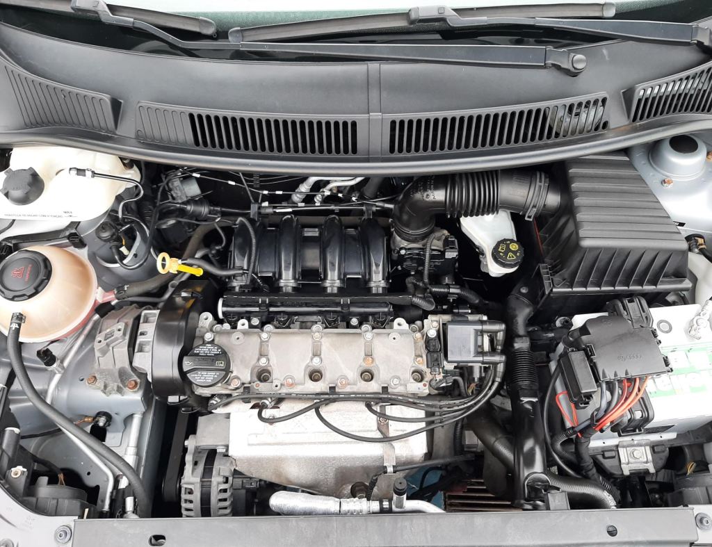 Volkswagen Fox Connect 1.0 Flex 4 Portas Modelo 2020 imagem 11