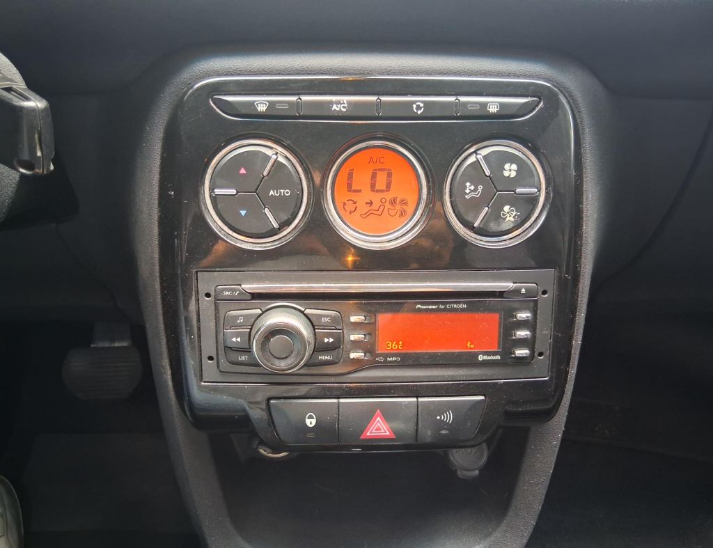 Citroen C3 Picasso Exclusive 1.6 Automatico Flex 4 Portas Modelo 2014 imagem 10