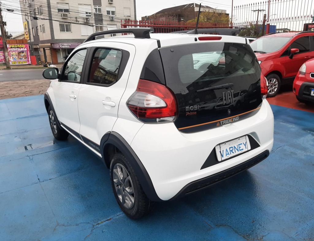 Fiat Mobi Trekking 1.0 Flex 4 Portas Modelo 2024 imagem 6