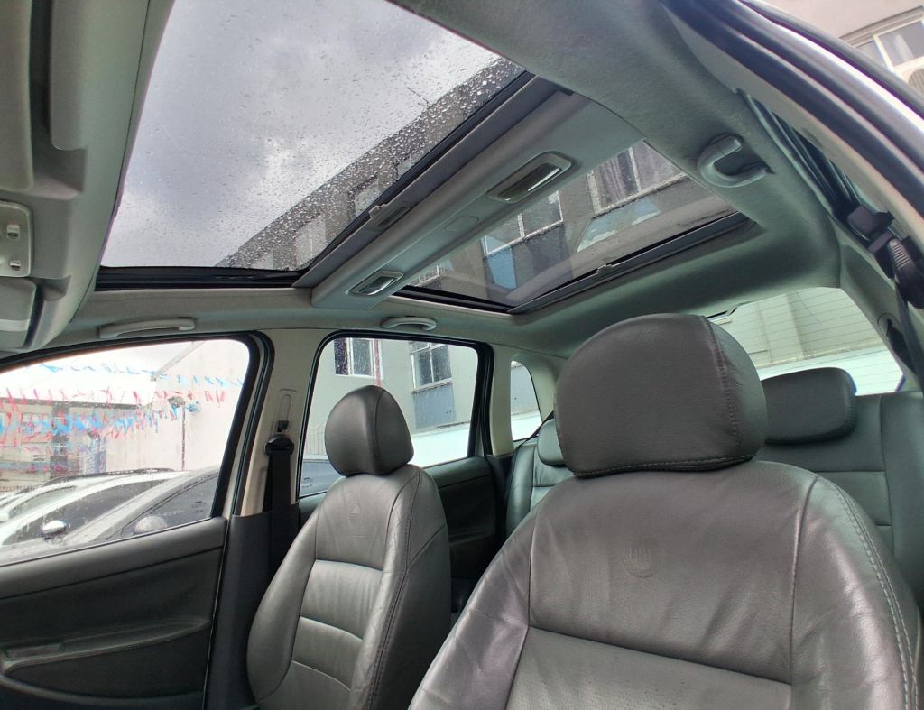 Fiat Idea Adventure 1.8 Flex 4 Portas Modelo 2007 imagem 9