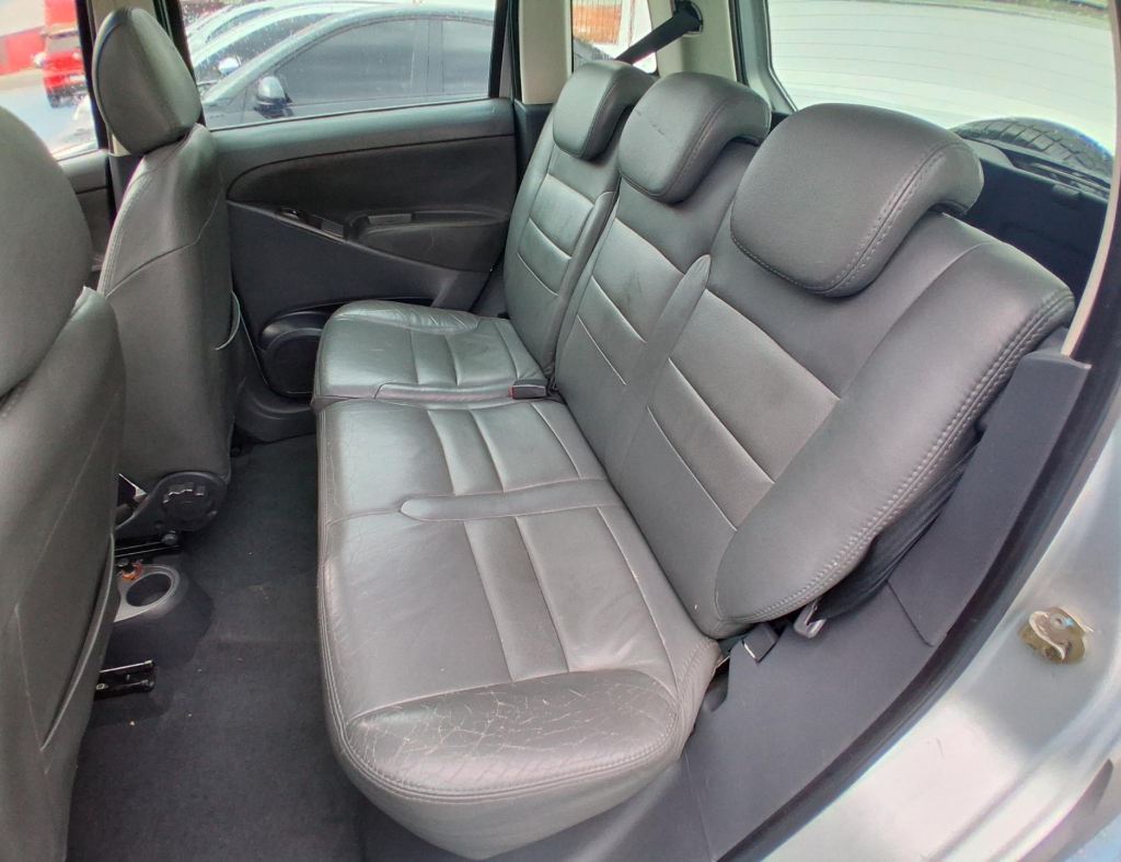 Fiat Idea Adventure 1.8 Flex 4 Portas Modelo 2007 imagem 13