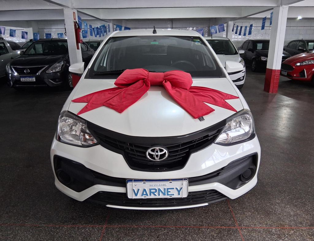 Toyota Etios Hatch X 1.3 Flex 4 Portas Modelo 2019 imagem 1