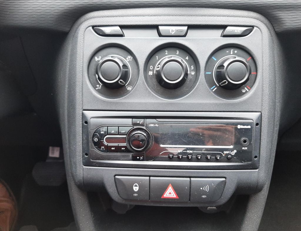 Citroen C3 Tendence 1.6 Automatico Flex 4 Portas Modelo 2017 imagem 20