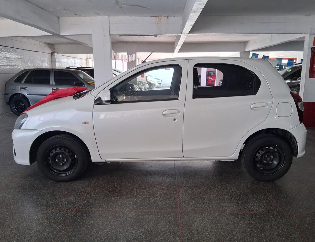 Toyota Etios X 1.3 Flex 4 Portas Modelo 2019 imagem 5
