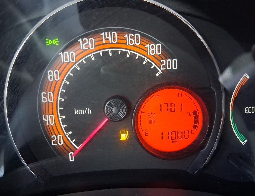 Fiat Uno Vivace 1.0 Flex 1.0 2 Portas Modelo 2012 imagem 13