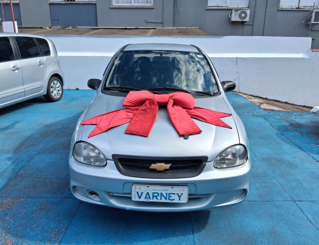 -Chevrolet Classic Life 1.0 Flex 4 Portas Modelo 2010 imagem 3