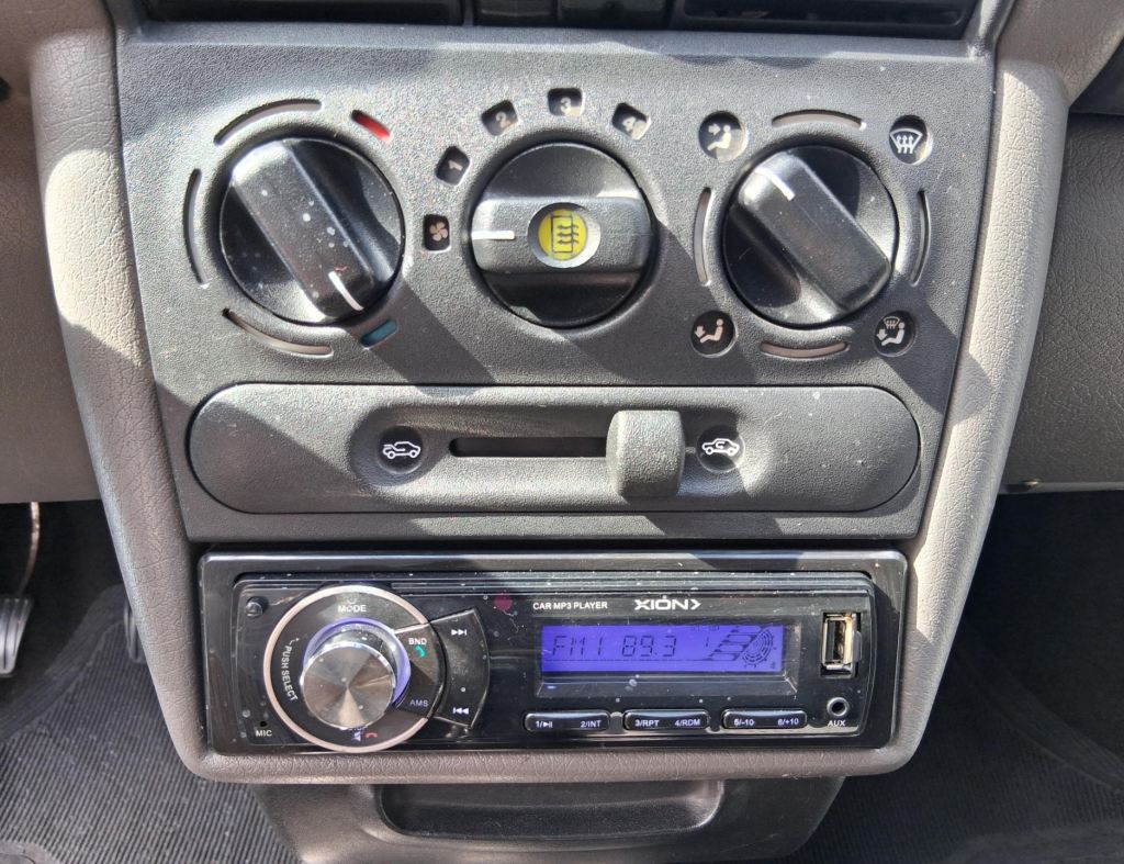 -Chevrolet Classic Life 1.0 Flex 4 Portas Modelo 2010 imagem 9