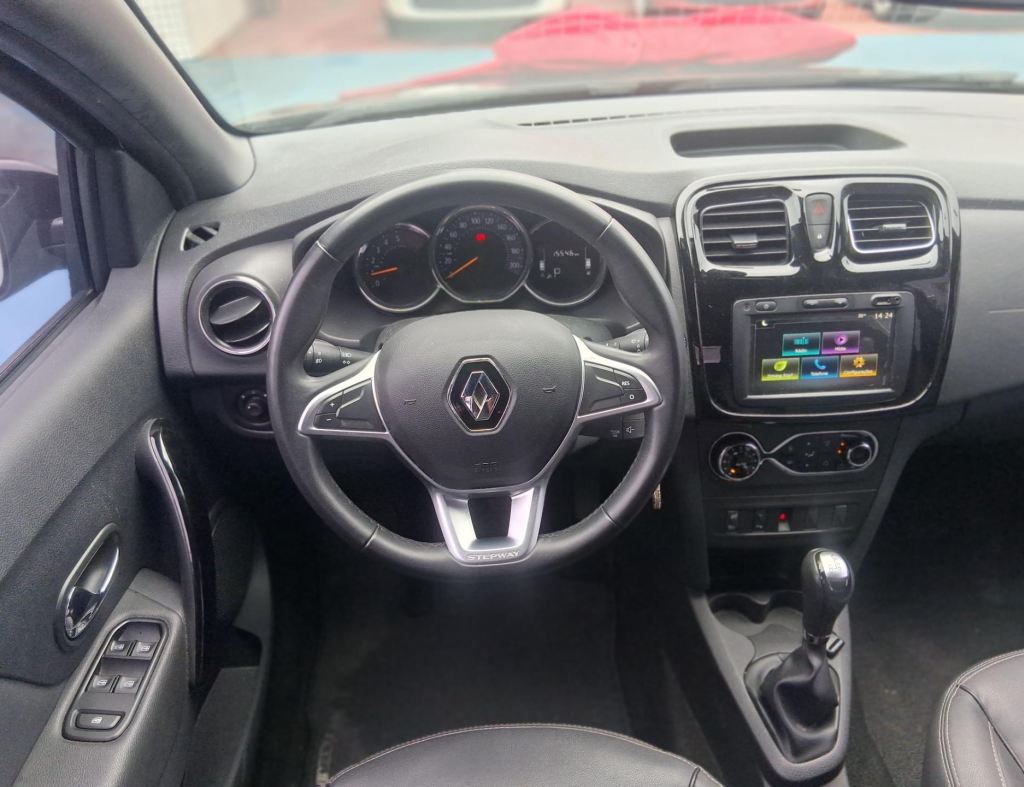Renault Sandero Stepway 1.6 Automatico Flex 4 Portas Modelo 2022 imagem 9