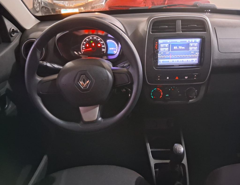 Renault Kwid Zen 1.0 Flex 4 Portas Modelo 2022 imagem 14