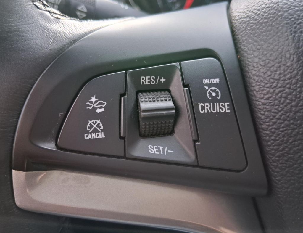 Chevrolet Tracker Premier 1.4 Automatica Flex 4 Portas Modelo 2018 imagem 23