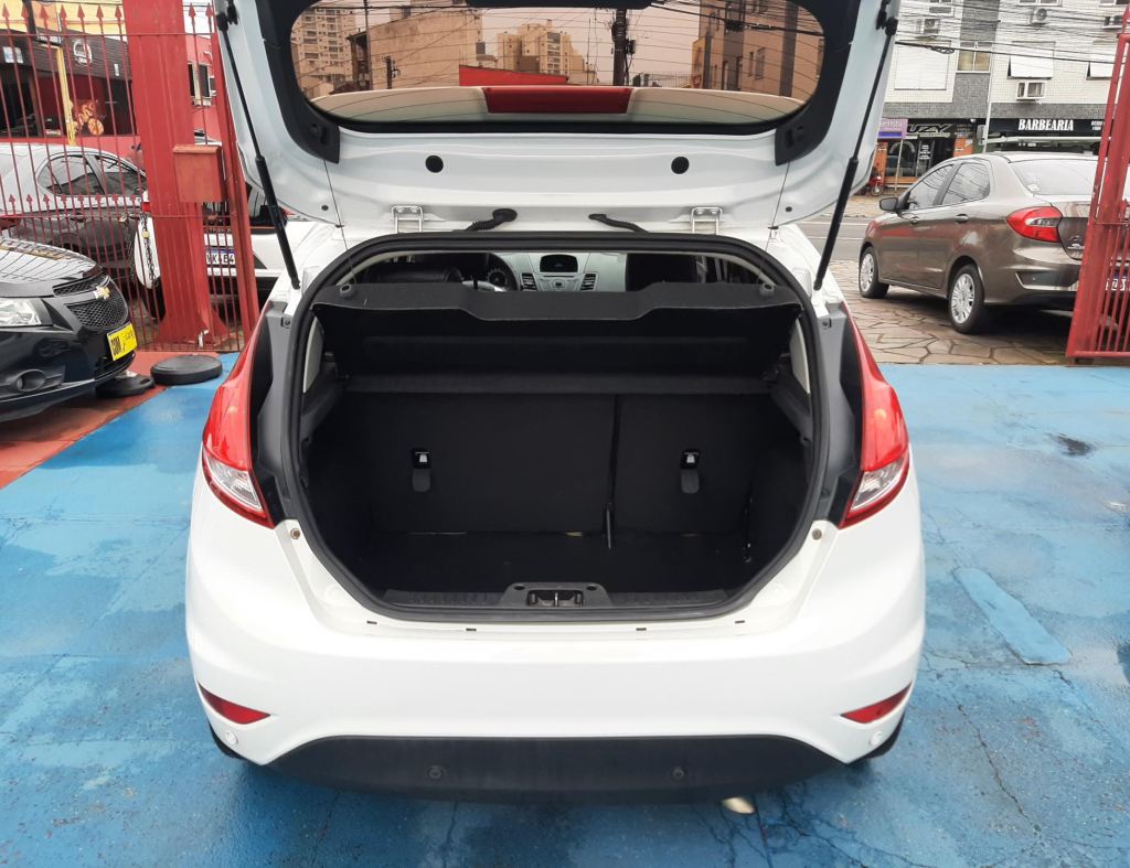 Ford New Fiesta Hatch Sel 1.6 Automatico Flex 4 Portas Modelo 2017 imagem 9