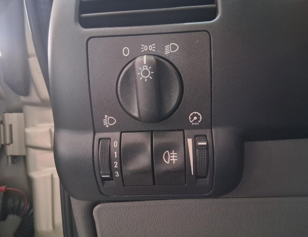 Chevrolet Zafira Expression 2.0 7 Lugares Automatica Flex 4 Portas Modelo 2010 imagem 10