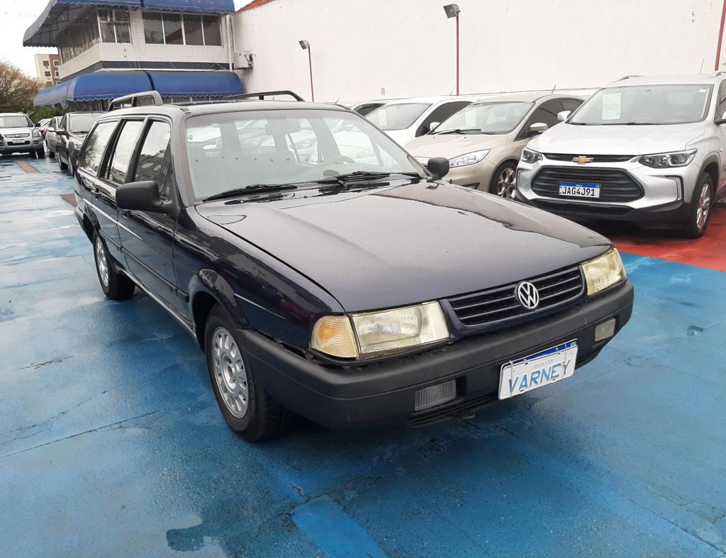 Raridade--Volkswagen Quantum Cl 1.8 I 4 Portas Modelo 1995 imagem 1