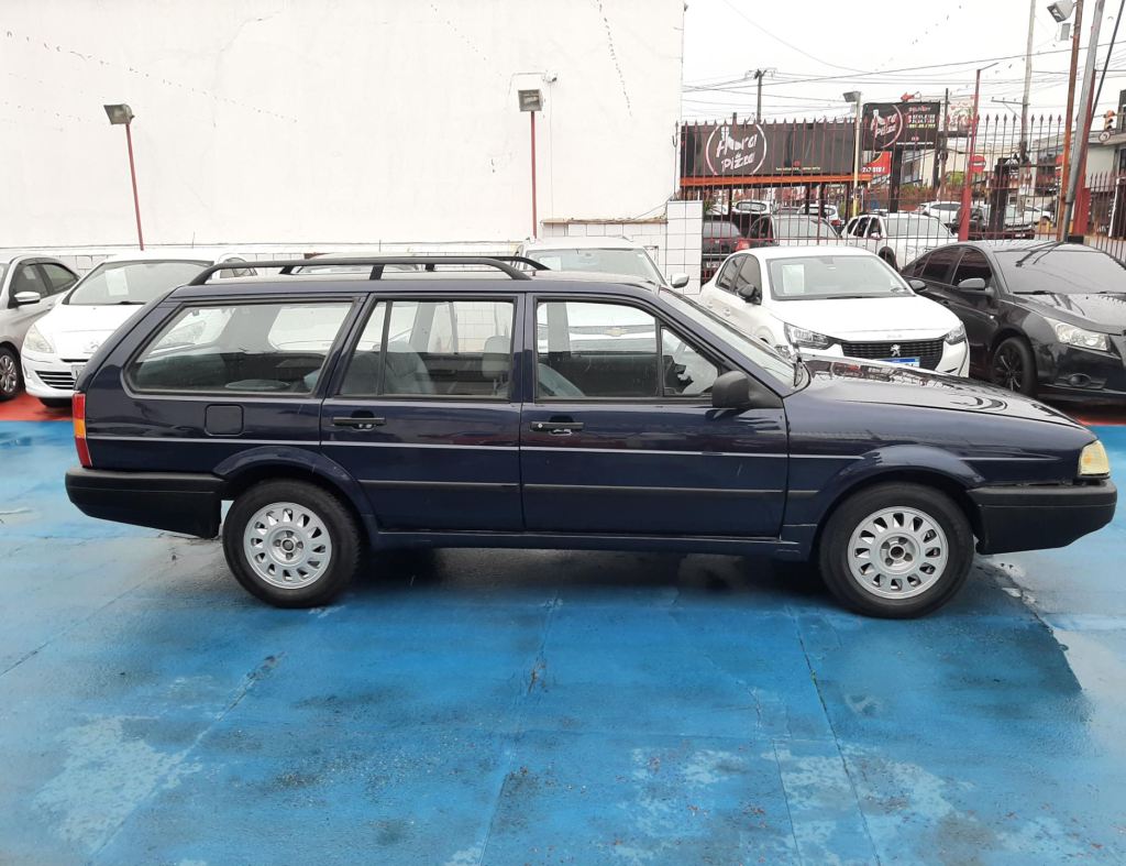 Raridade--Volkswagen Quantum Cl 1.8 I 4 Portas Modelo 1995 imagem 3