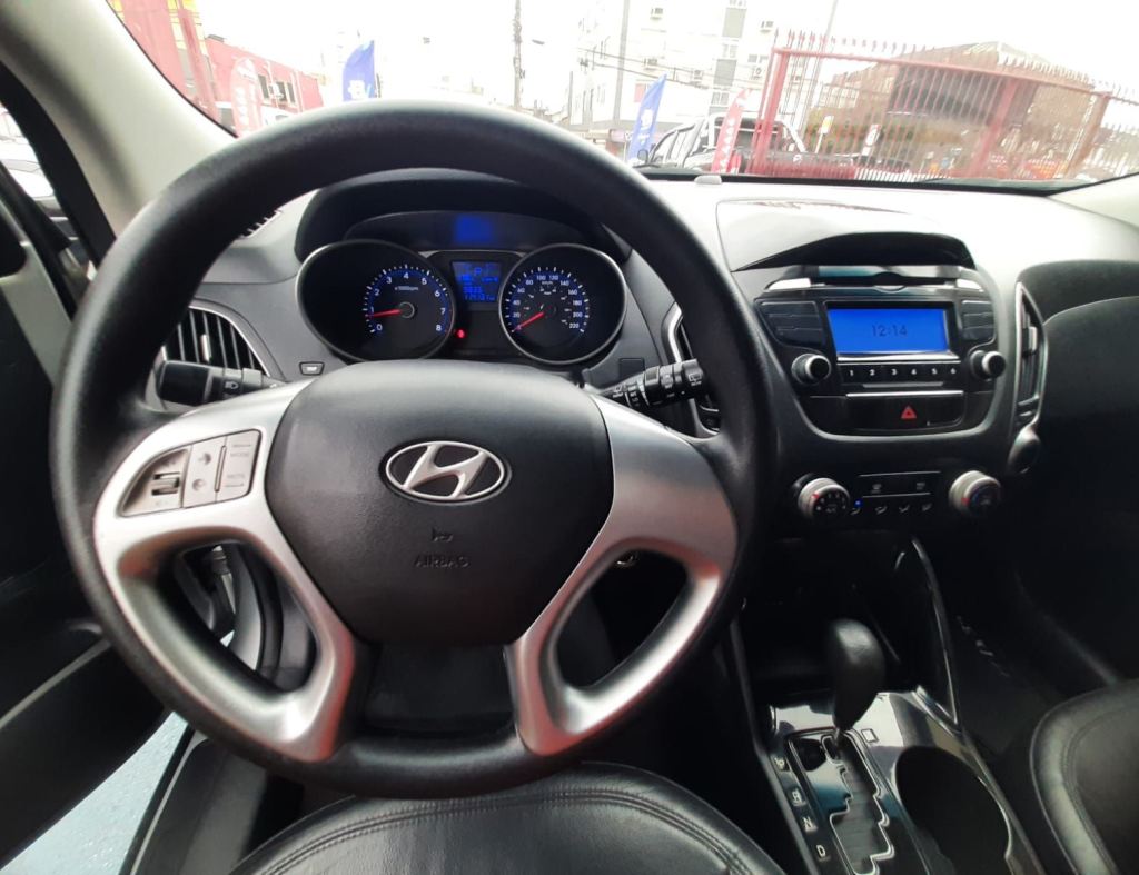 Hyundai Ix35 2.0 Automatico Flex 4 Portas Modelo 2012 imagem 17
