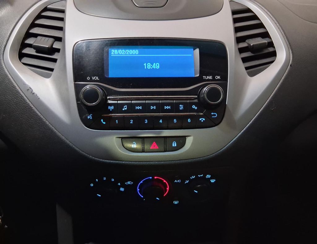 Ford Ka Sedan Se 1.0 Flex 4 Portas Modelo 2019 imagem 13