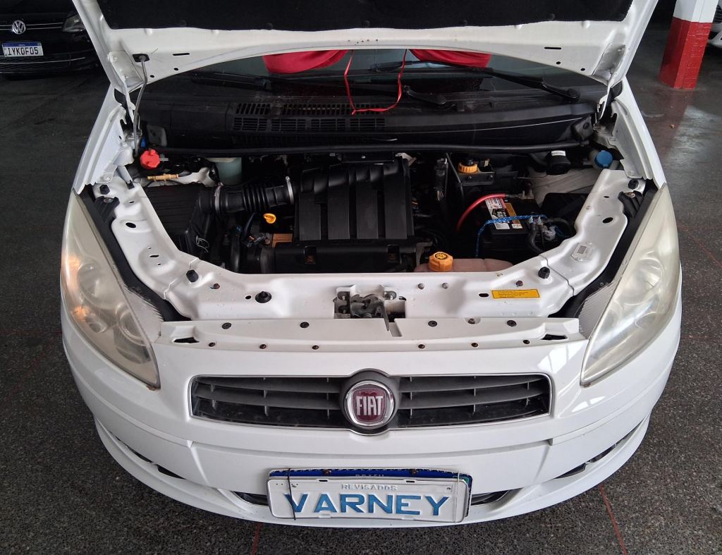 Fiat Idea Attractive 1.4 Flex 4 Portas Modelo 2013 imagem 9