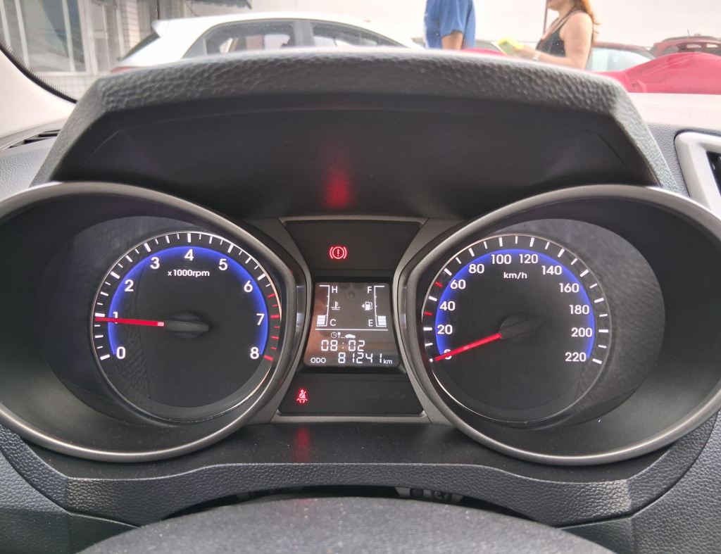 Hyundai Hb20 Confort Sedan 1.0 Flex 4 Portas Modelo 2016 imagem 15