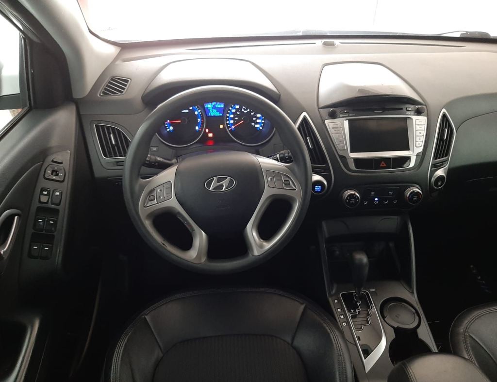 Hyundai Ix35 Gls 2.0 16V 2Wd Flex Aut 2015 imagem 17