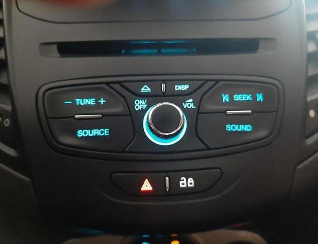 Ford New Fiesta 1.6 Sel Hatch  4P,Modelo  2018.Ipva 2026 Pago imagem 20