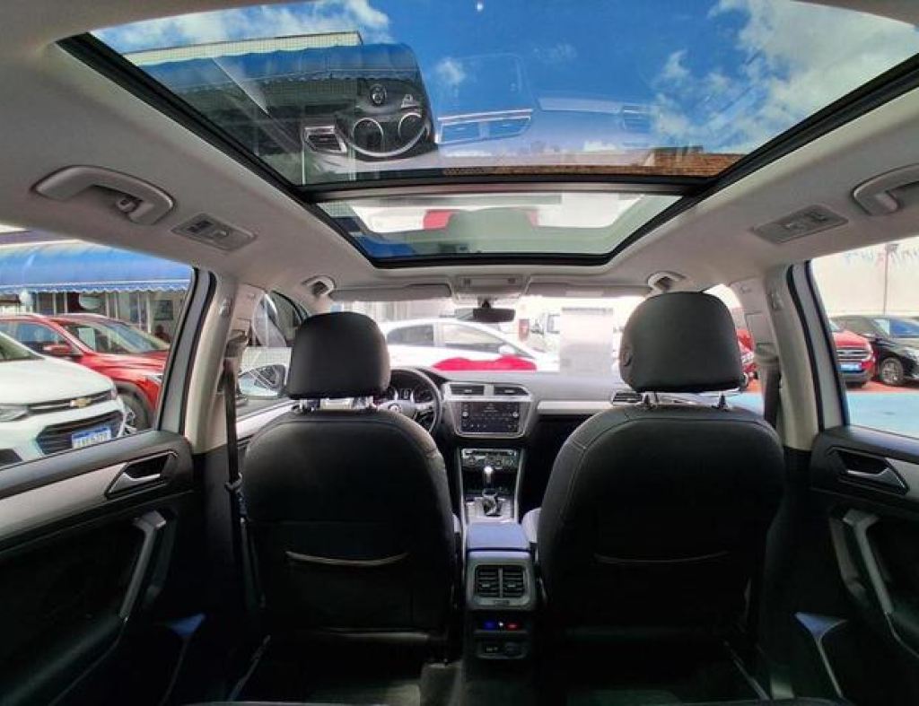 Volkswagen / Tiguan Allspace 1.4 Automático Flex 4 Portas Modelo 2020 imagem 9