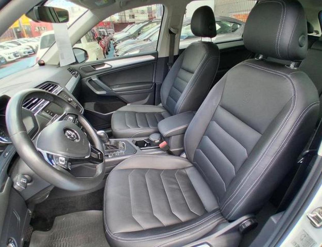 Volkswagen / Tiguan Allspace 1.4 Automático Flex 4 Portas Modelo 2020 imagem 11