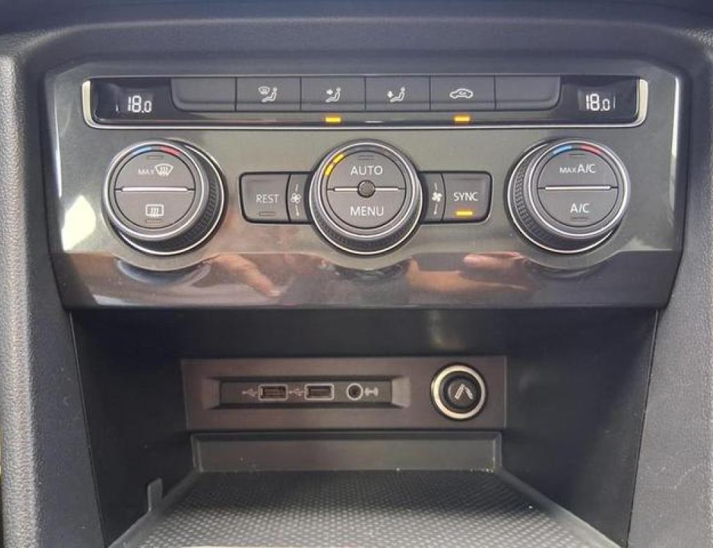 Volkswagen / Tiguan Allspace 1.4 Automático Flex 4 Portas Modelo 2020 imagem 18