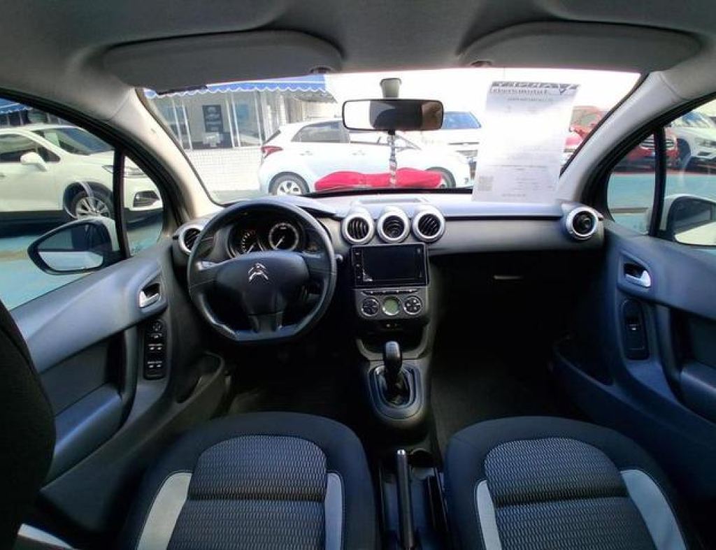 Citroen / C3 Ptech M Attraction 1.2 Flex 4 Portas Modelo 2020 imagem 10