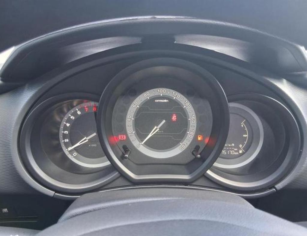 Citroen / C3 Ptech M Attraction 1.2 Flex 4 Portas Modelo 2020 imagem 11