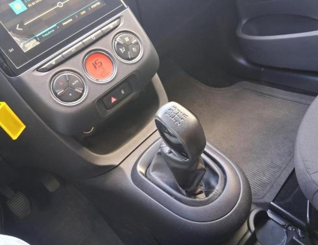 Citroen / C3 Ptech M Attraction 1.2 Flex 4 Portas Modelo 2020 imagem 15