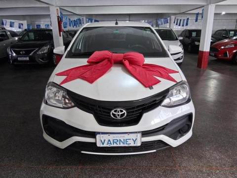 Toyota / Etios Hatch X 1.3 Flex 4 Portas Modelo 2019