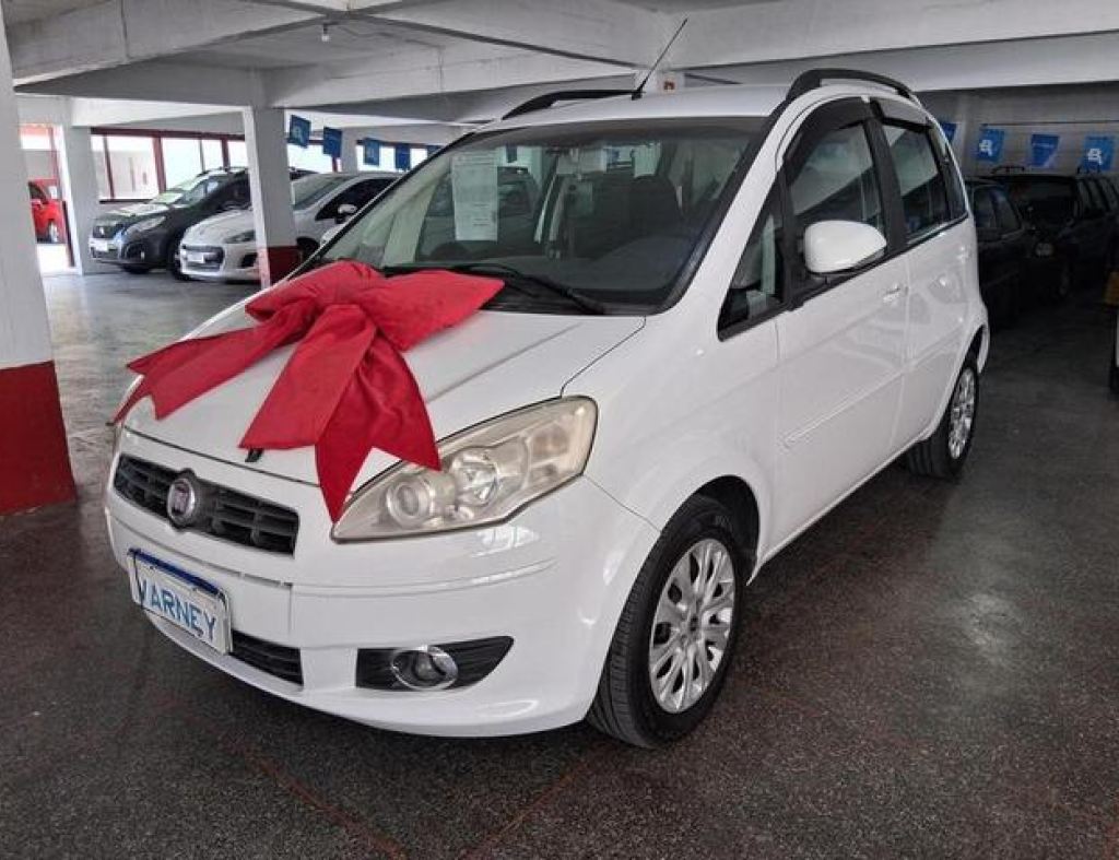 Fiat / Idea Attractive 1.4 Flex 4 Portas Modelo 2013 imagem 2