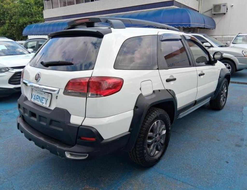 Fiat / P´álio Weekend Adventure 1.8 Automático Flex 4 Portas Modelo 2013 imagem 5