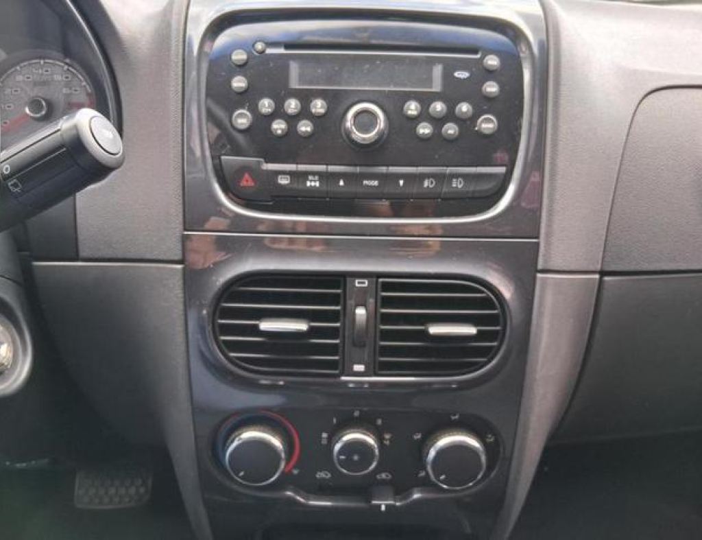 Fiat / P´álio Weekend Adventure 1.8 Automático Flex 4 Portas Modelo 2013 imagem 19