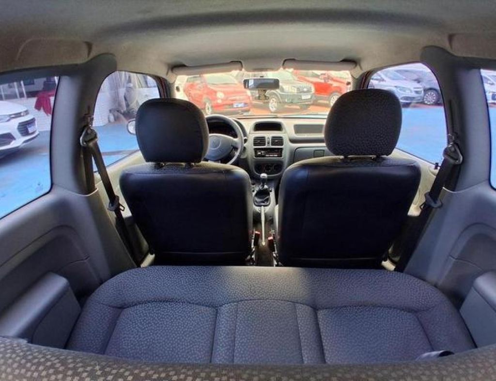 Renault / Clio Campus 1.0 2 Portas Flex Modelo 2011 imagem 10