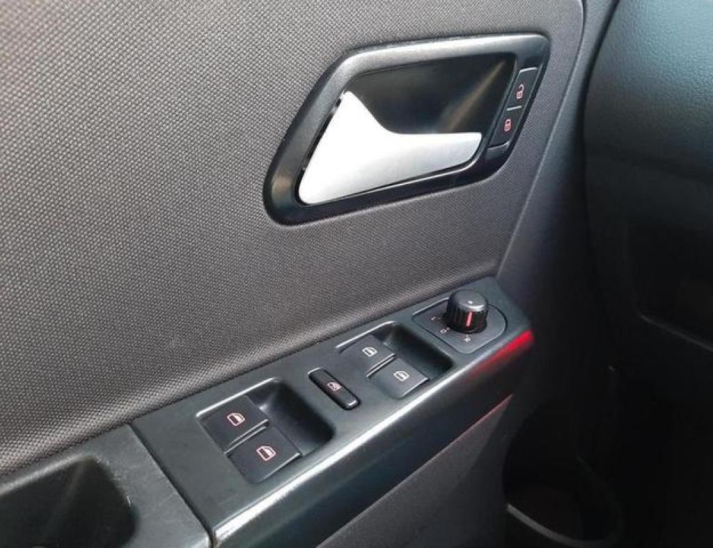 Volkswagen / Spacefox Trend Gii 1.6 Flex 4 Portas Modelo 2013 imagem 24