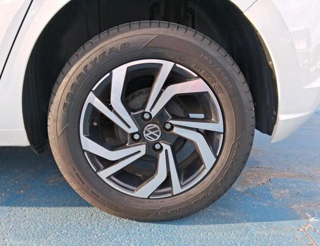 Volkswagen / Polo Track 1.0 Flex 4 Portas Modelo 2024 imagem 12