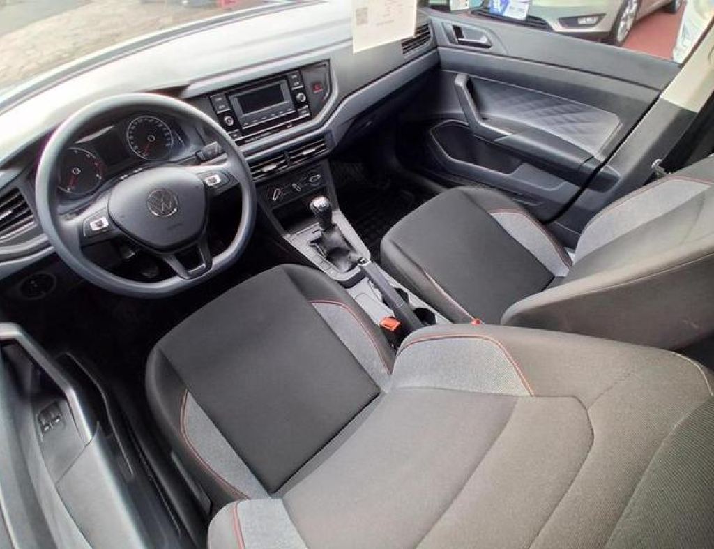 Volkswagen / Polo Track 1.0 Flex 4 Portas Modelo 2024 imagem 16