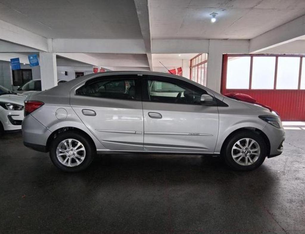 Chevrolete / Prisma Ltz 1.4 Flex 4 Portas Modelo 2013 imagem 7