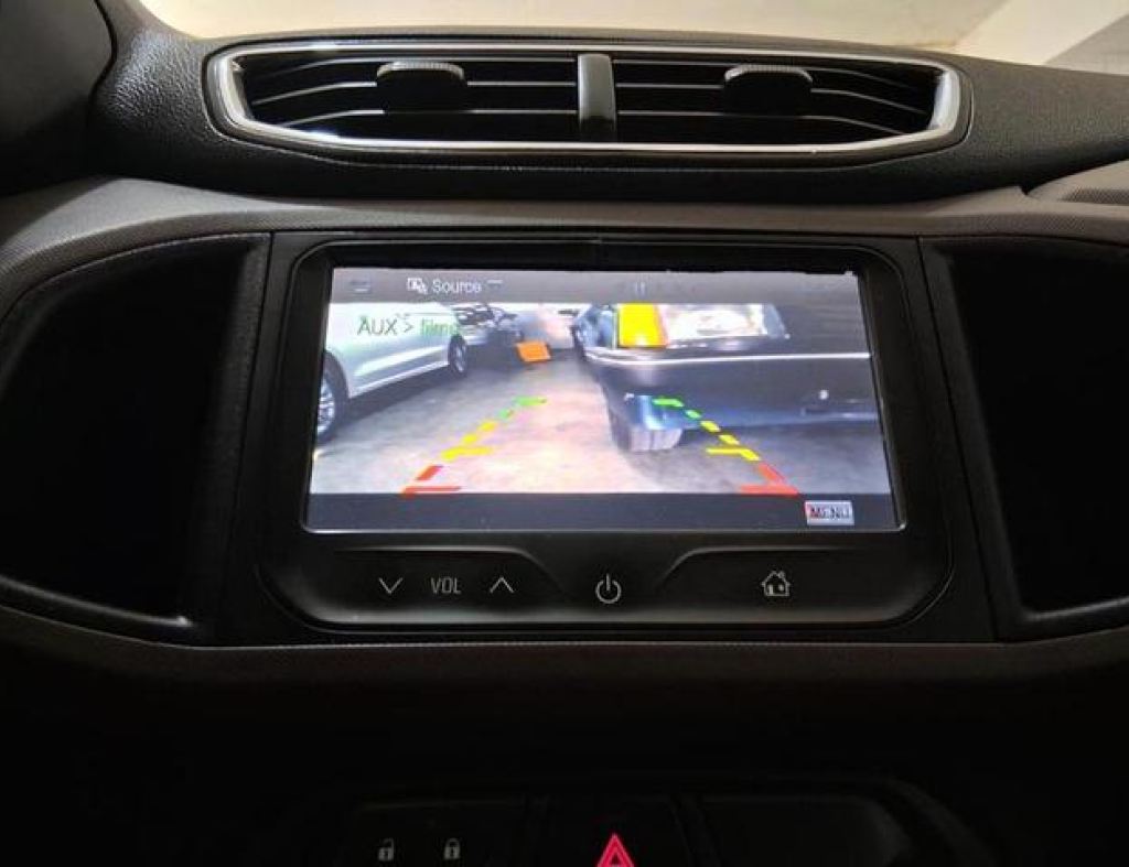 Chevrolete / Prisma Ltz 1.4 Flex 4 Portas Modelo 2013 imagem 17