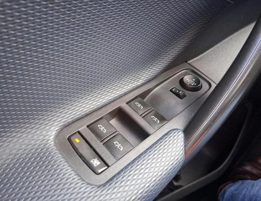 Chevrolet / Tracker Premier 1.2 Turbo Automática Flex 4 Portas Modelo 2022 imagem 28