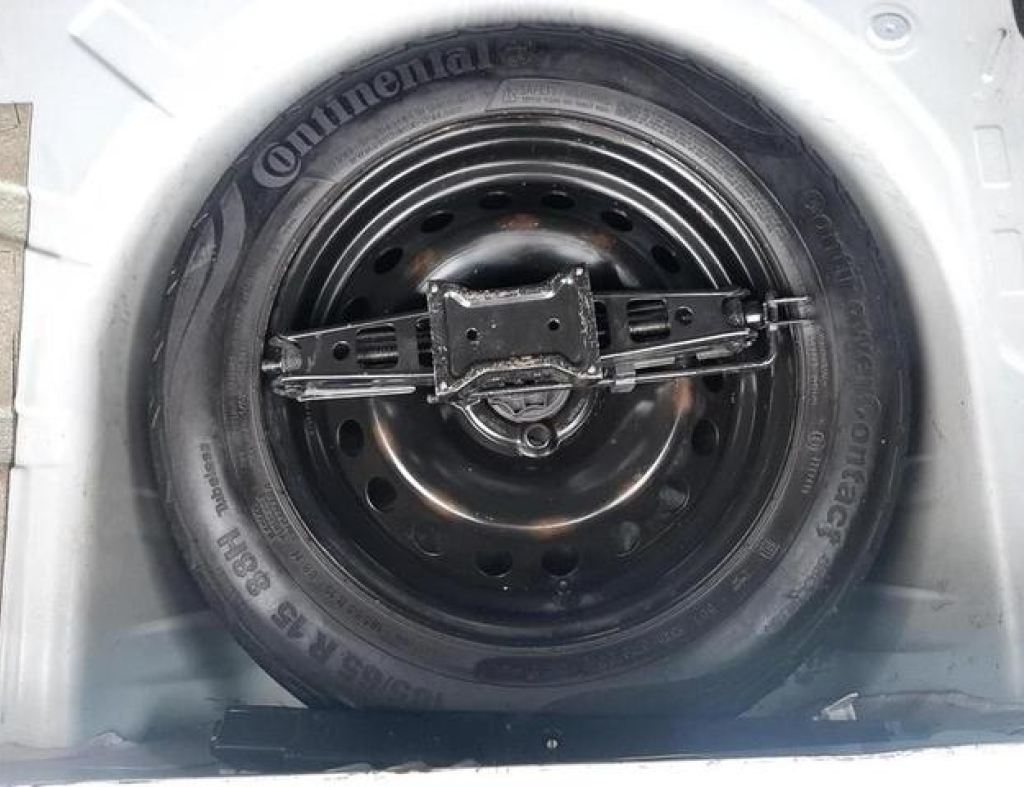 Renault / Sandero Espression 1.6 Automático Flex 4 Portas Modelo 2016 imagem 12