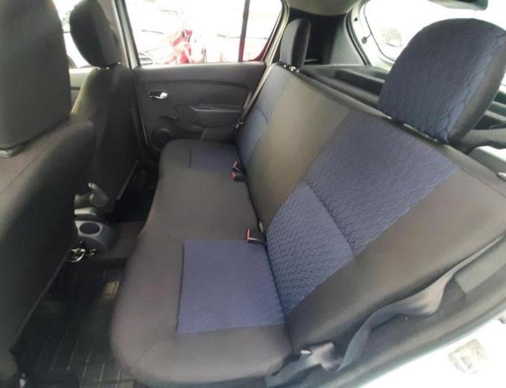 Renault / Sandero Espression 1.6 Automático Flex 4 Portas Modelo 2016 imagem 16