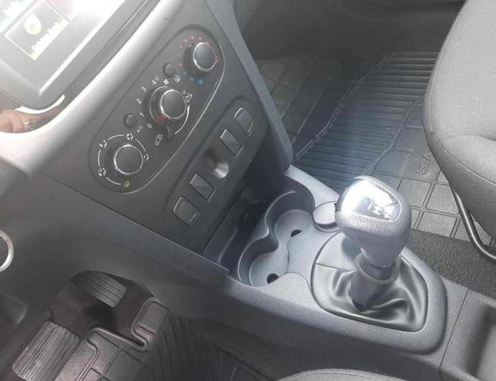 Renault / Sandero Espression 1.6 Automático Flex 4 Portas Modelo 2016 imagem 20