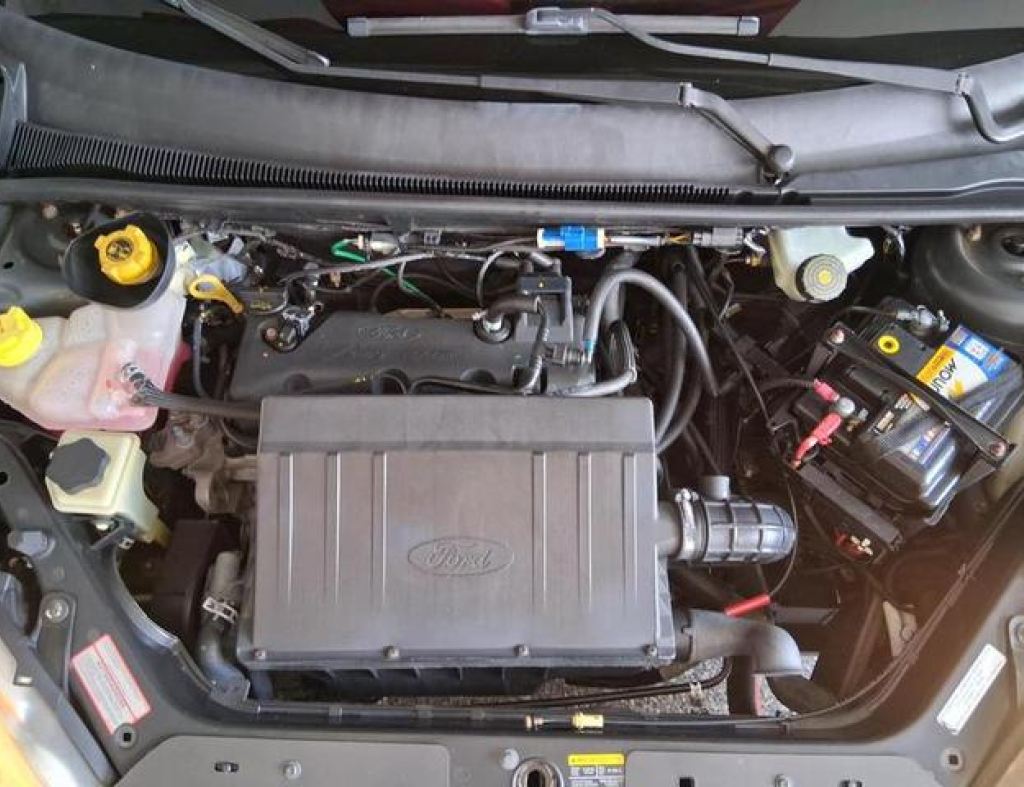 Ford / Fiesta Hatch 1.6 Flex 4 Portas Modelo 2011 imagem 7