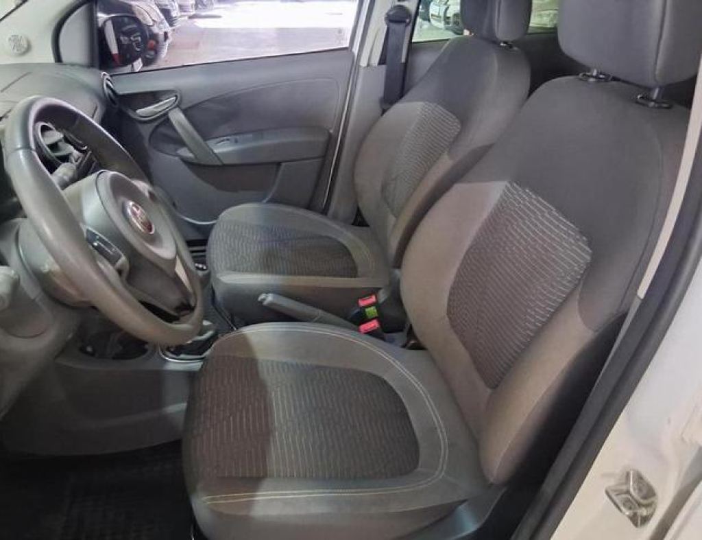 Fiat / Pálio Attractive 1.0 Flex 4 Portas Modelo 2015 imagem 11