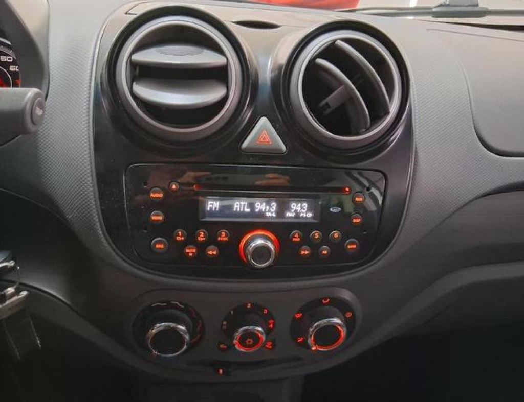 Fiat / Pálio Attractive 1.0 Flex 4 Portas Modelo 2015 imagem 15