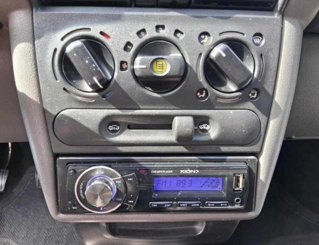 -Chevrolet / Classic Life 1.0 Flex 4 Portas Modelo 2010 imagem 9