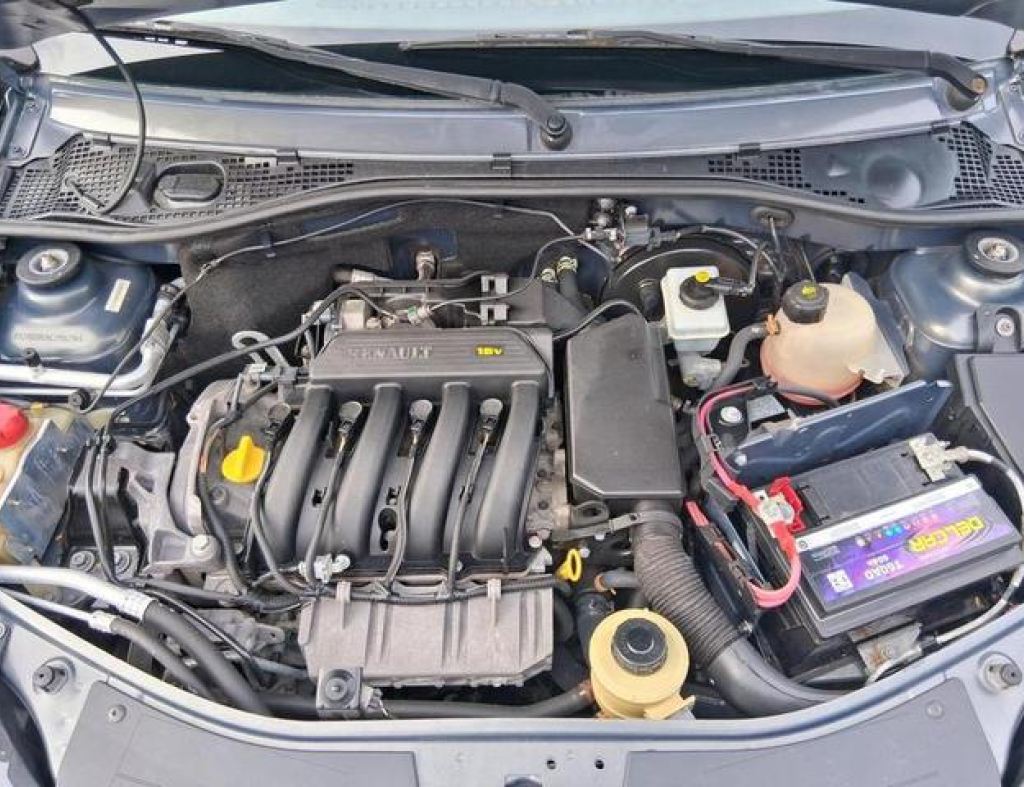 Renault / Stepway 1.6 Automático Flex  Portas Modelo 2012 imagem 11