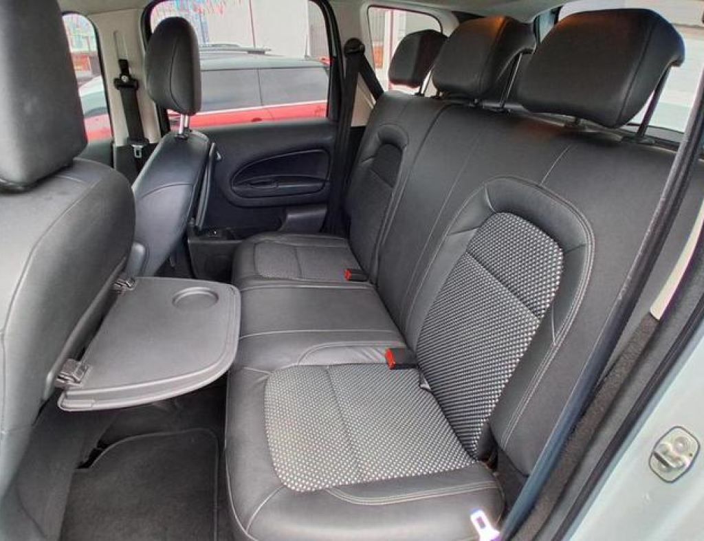 Citroen / C3 Picasso Exclusive 1.6 Automático Flex 4 Portas Modelo 2014 imagem 9